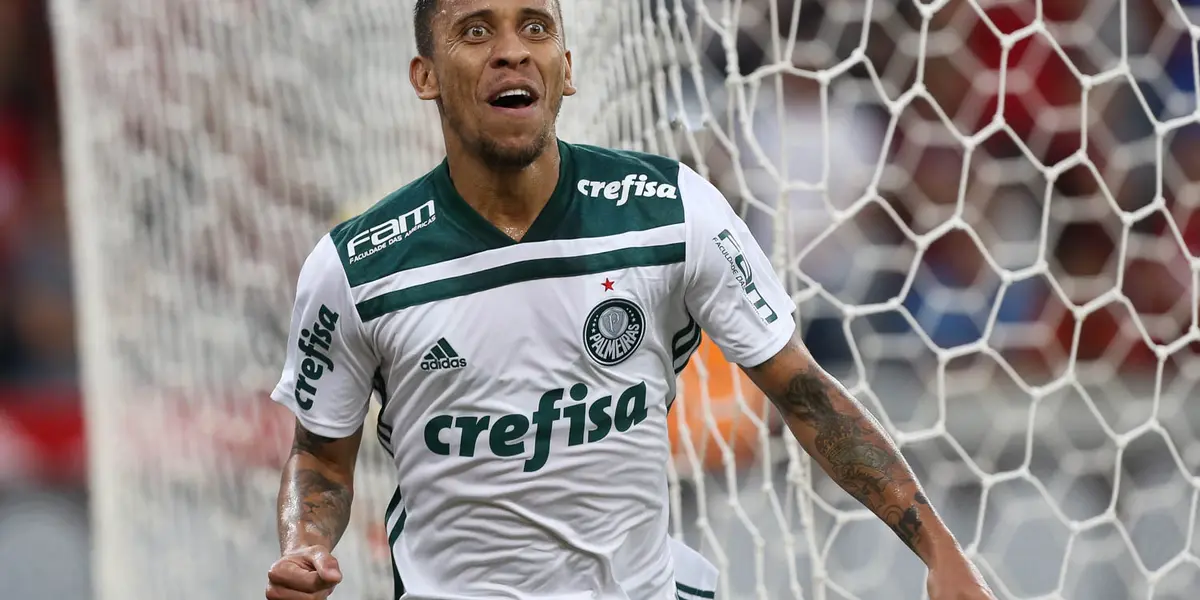 Lateral-direito é um dos jogadores mais experientes do elenco alviverde