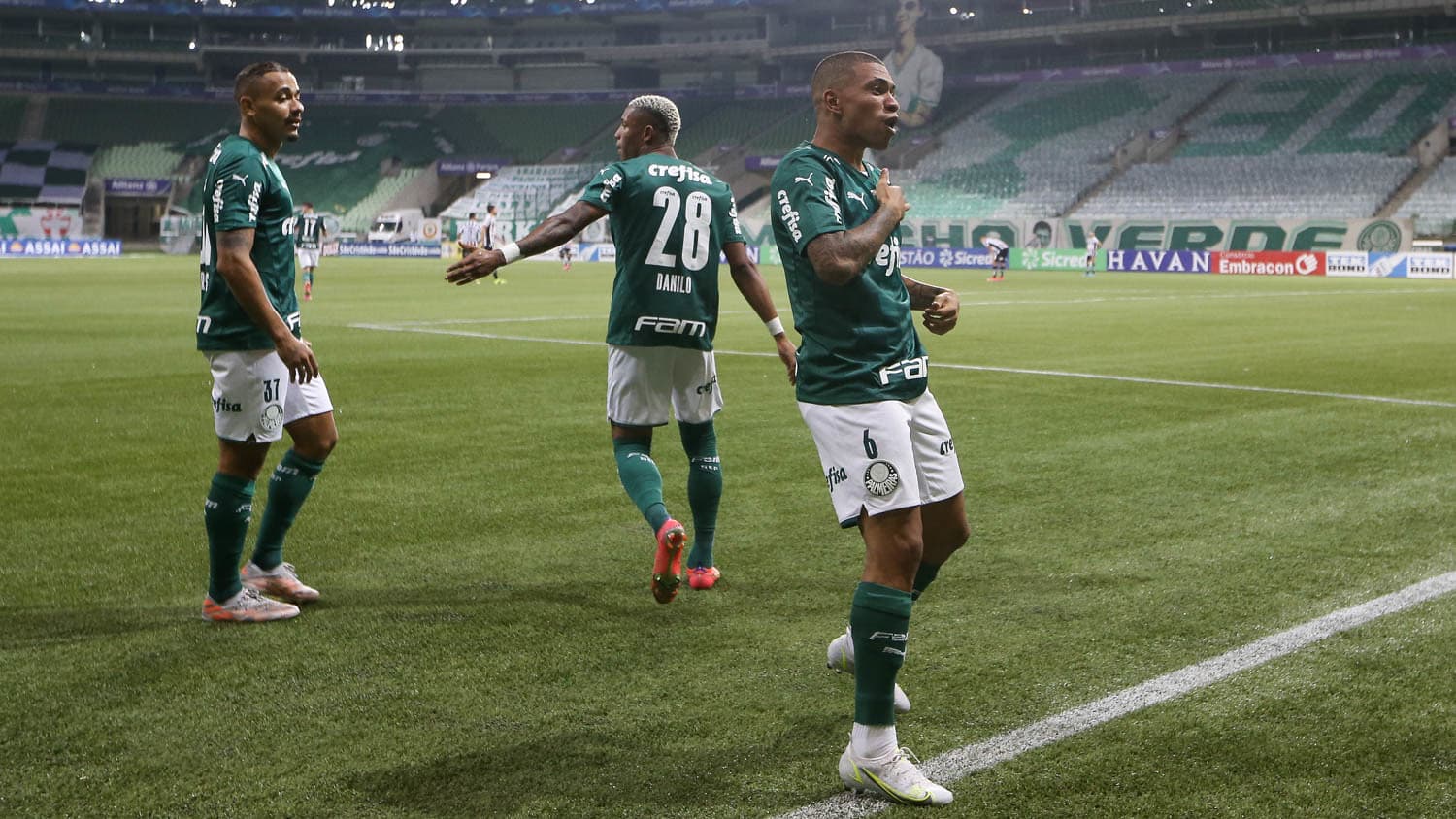 Lateral revelado na base é destaque na MLS e Palmeiras pode lucrar com sua venda