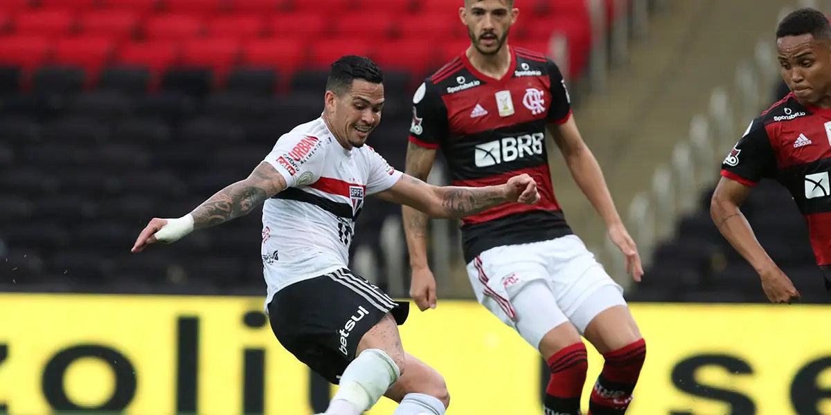 Leo Pereira tem cometido muitos erros defensivos no Flamengo.