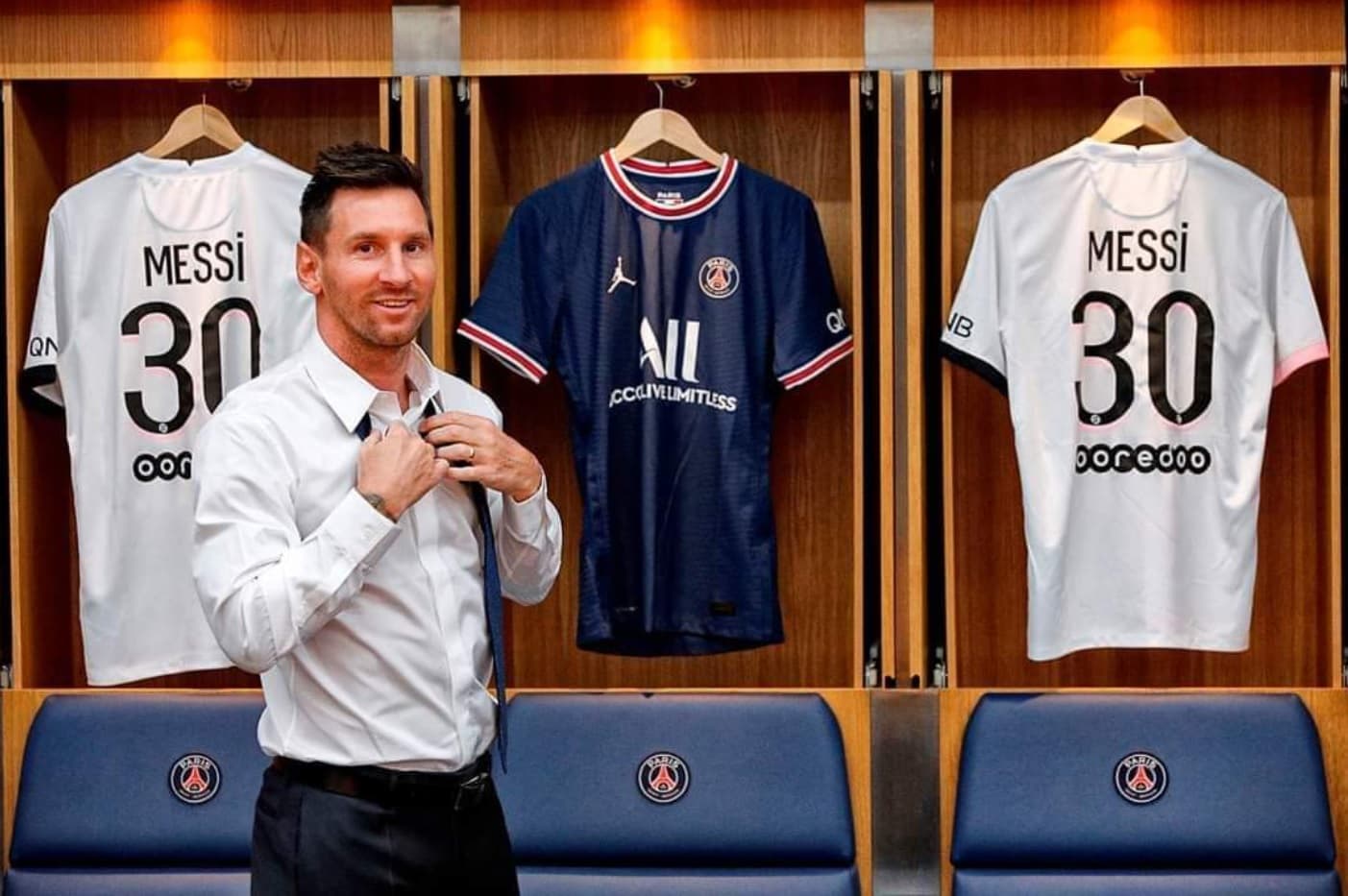 Lionel Messi usou suas contas de mídia social para demonstrar depois de assinar e ser apresentado como um novo jogador PSG. Leo jogará em Paris nas próximas duas temporadas.