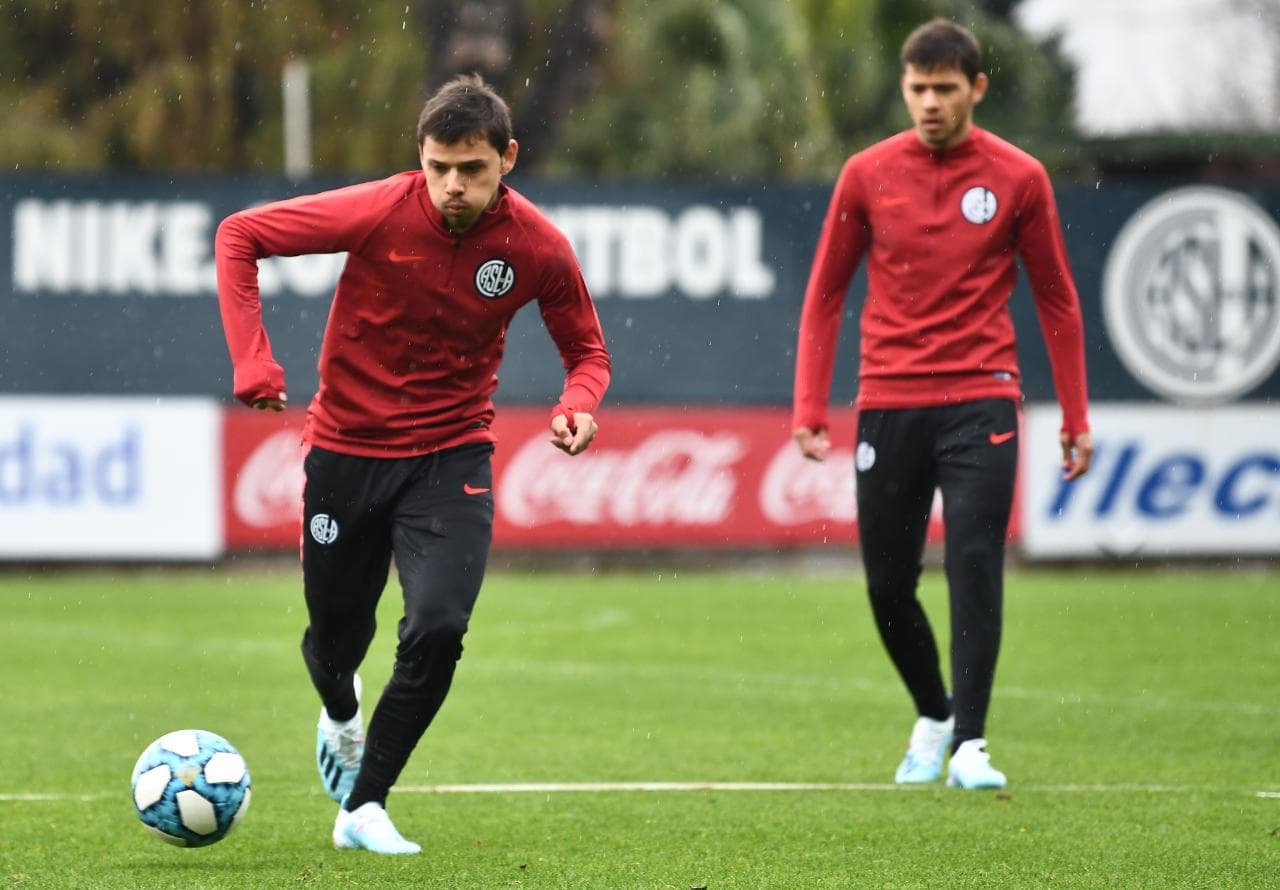 Livre no mercado, Ángel Romero é alvo do Barcelona e Corinthians terá última chance para ter maior artilheiro de volta
