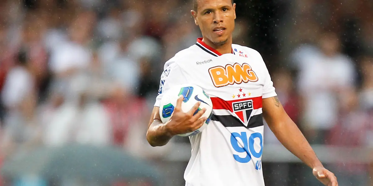 Luís Fabiano mal aposentou e já terá novo emprego dos sonhos no futebol
