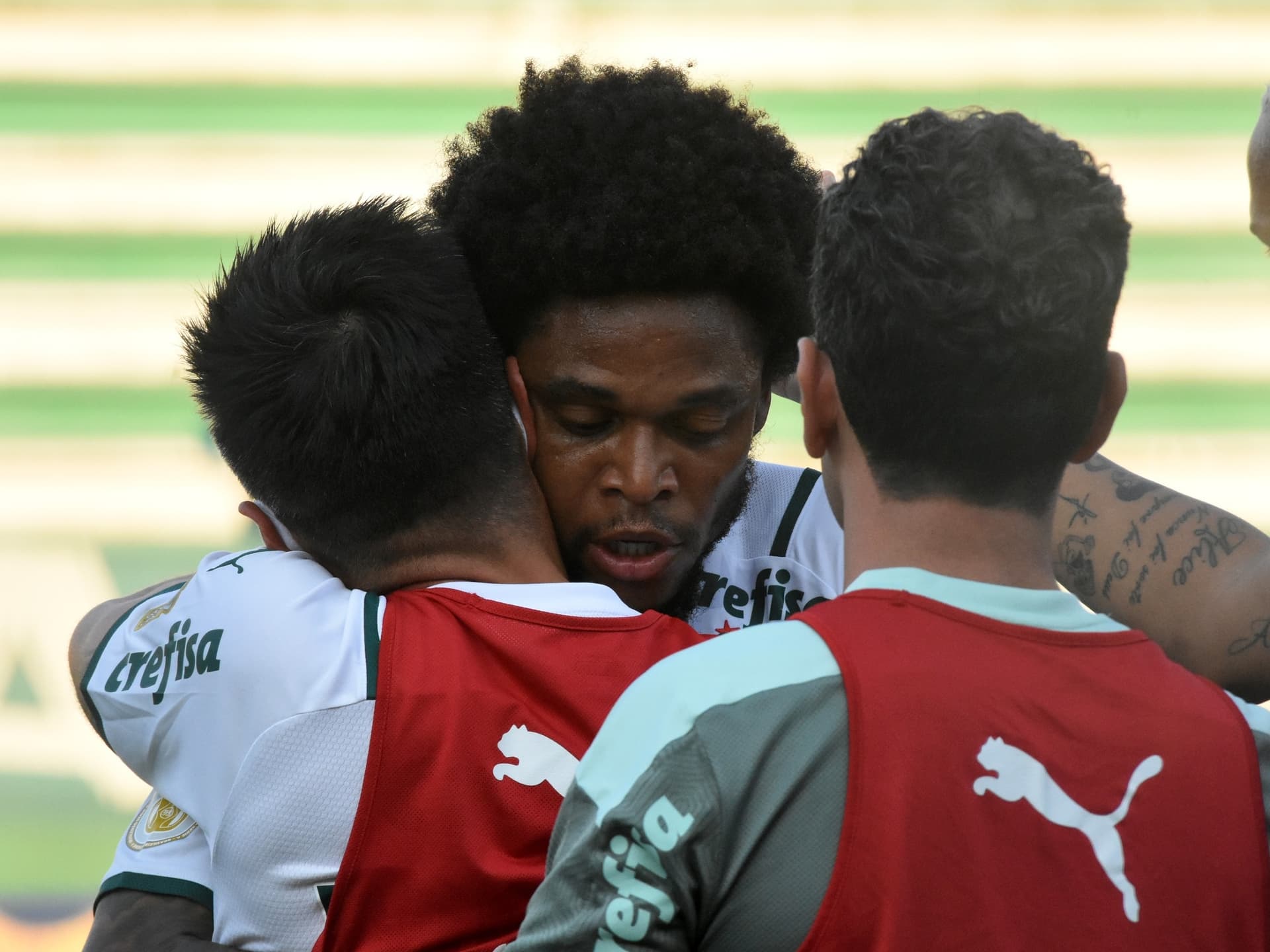 Luiz Adriano voltou a marcar após mais de três meses e desabafou após passar por dificuldades no Palmeiras
