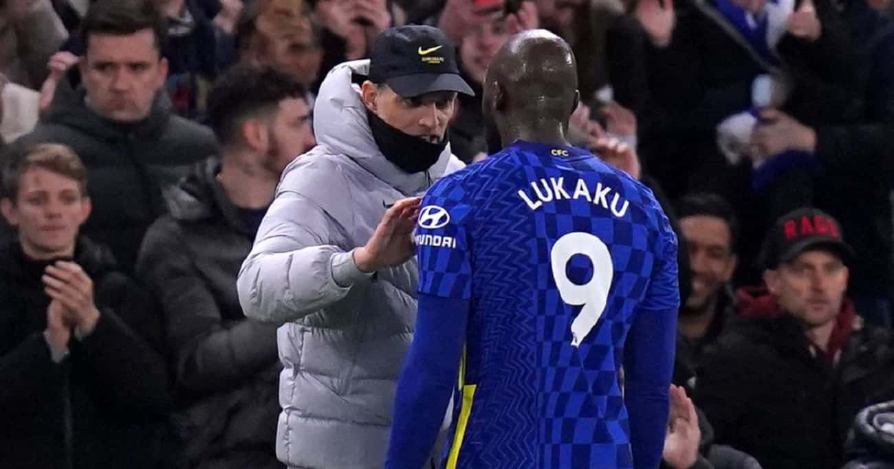 Lukaku e o técnico Thomas Tuchel trocam farpas e deixam clima pesado no clube inglês