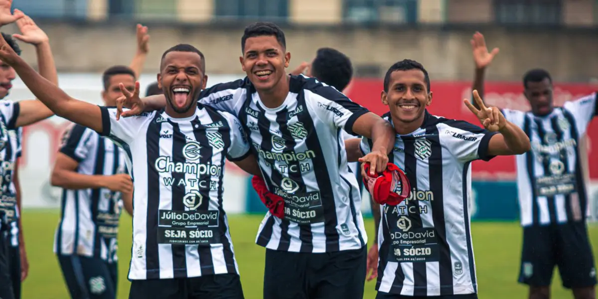 Luta por um lugar na final do torneio