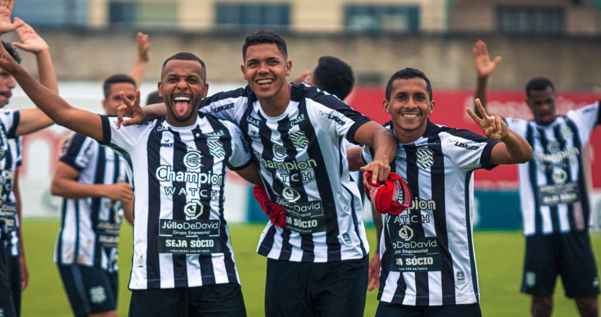 Luta por um lugar na final do torneio