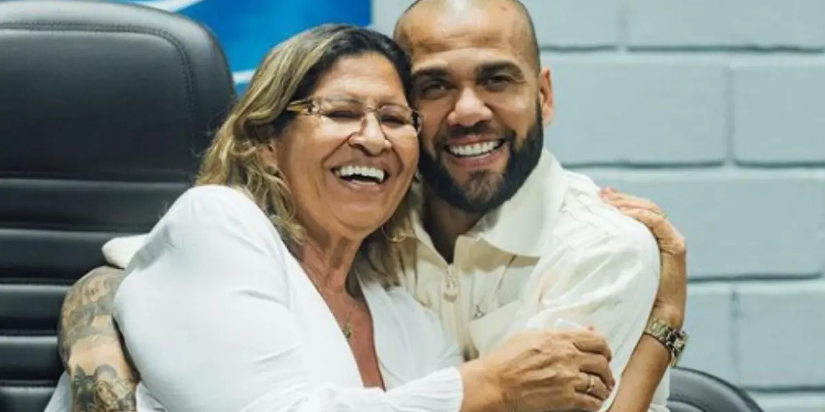 Mãe do jogador brasileiro, mesmo diante de todas as provas apresentadas, permaneceu ao lado do filho