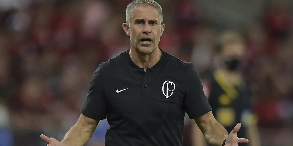 Mandatário corintiano explicou a demissão de Sylvinho após derrota para o Santos