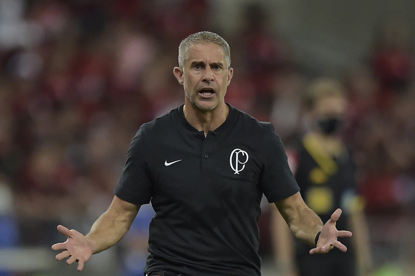Mandatário corintiano explicou a demissão de Sylvinho após derrota para o Santos