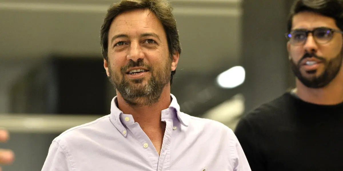 Mandatário despistou sobre nomes especulados, mas afirmou que busca por centroavante continua