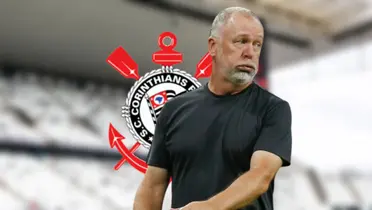 Mano Menezes está pressionado, Danilo é opção