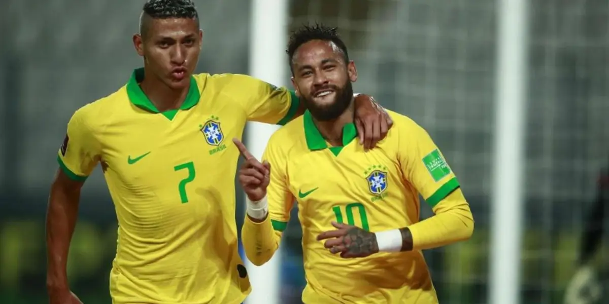 Marcin Oleksy, do Warta Poznan, levou o prêmio Puskas da Fifa nesta segunda-feira (27), em Paris, graças a um gol marcado pelo Campeonato Polonês de Amputados