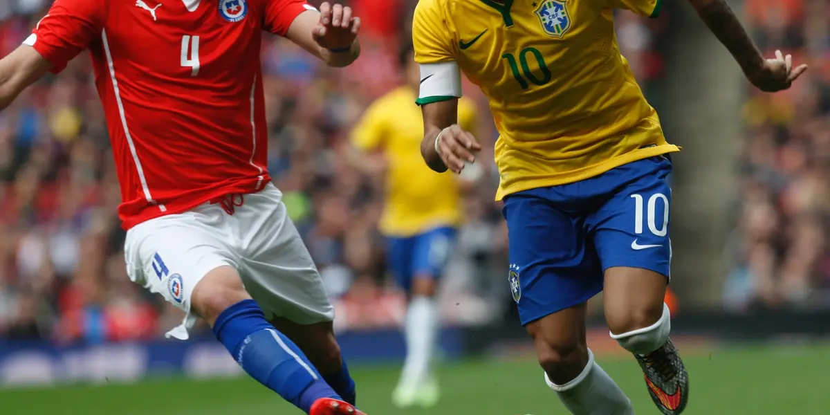 Maurício Isla foi eleito o melhor lateral direito da Copa América 2021