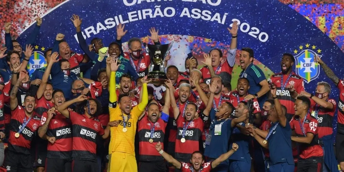 Maurício Isla sagrou-se campeão do Brasileirao com o Flamengo em uma final impressionante