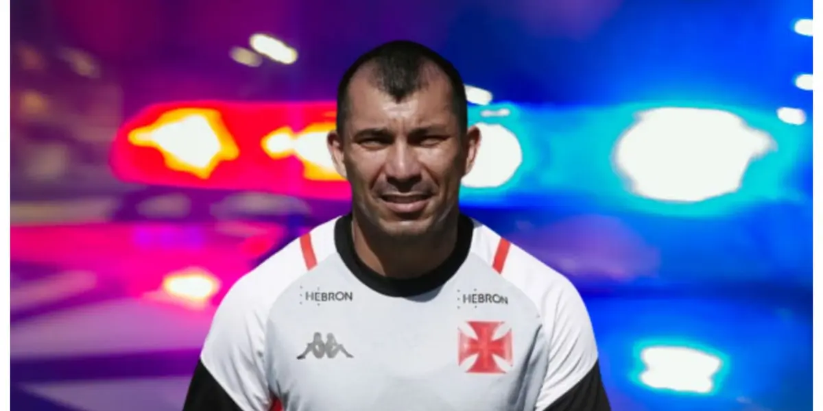 Medel com a camisa do Vasco da Gama