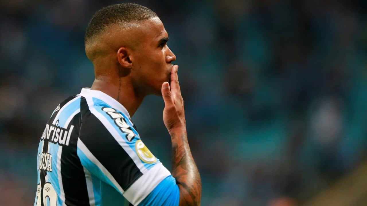 Meia-atacante deve jogar no Los Angeles Galaxy, dos Estados Unidos