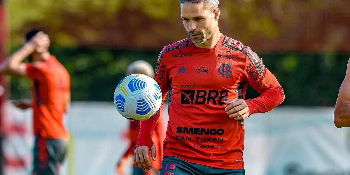 Meia chegou em 2016 e pode estar de saída no fim do ano