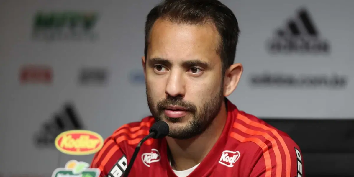 Meia desabafou sobre situação do clube da Gávea