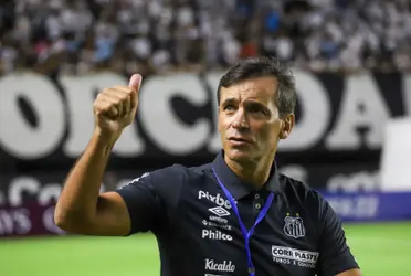 Meia retorna de lesão e está a disposição do treinador Fabián Bustos