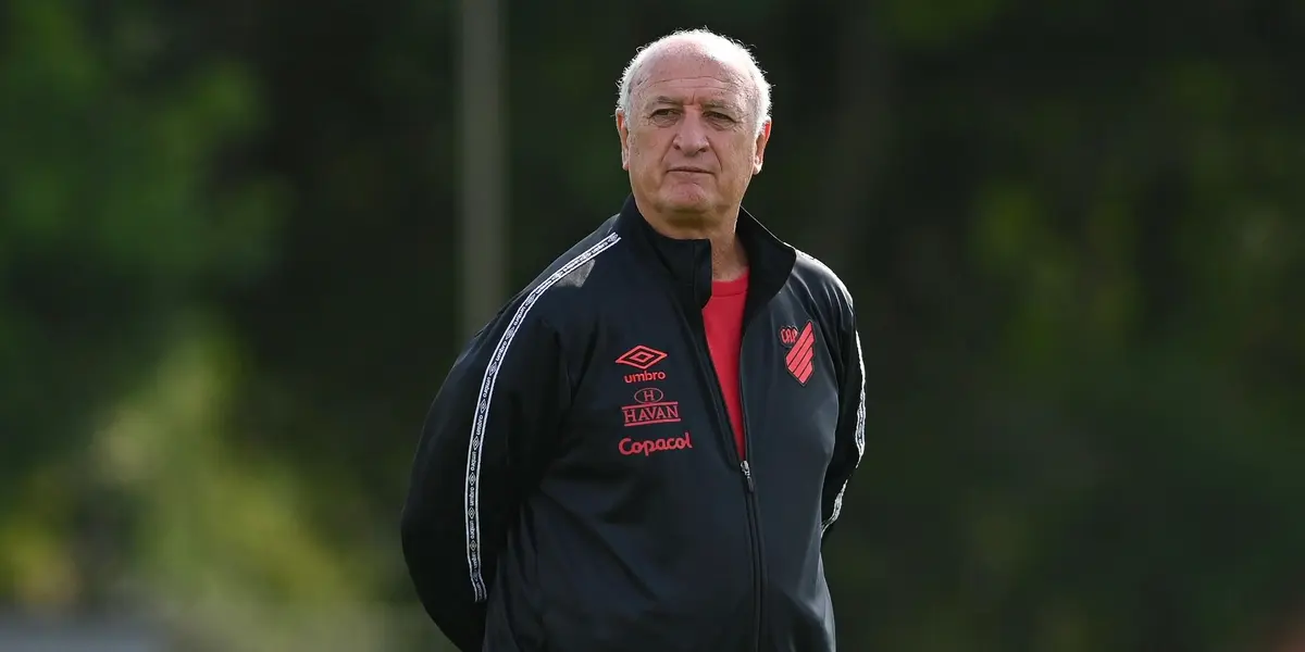 Meia segue sem espaço com o treinador