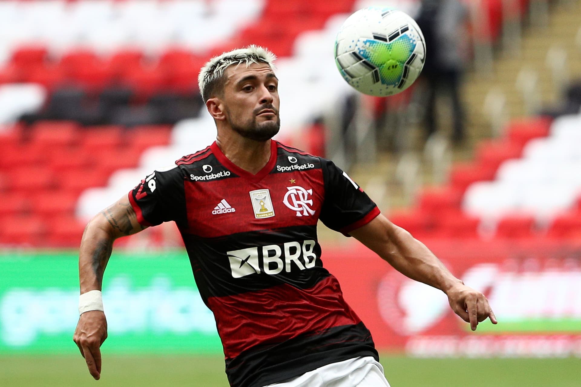 Meia uruguaio é essencial para a retomada de rumo do Flamengo