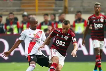 Meia vive dilema na renovação com o River Plate e pode vir ao Brasil