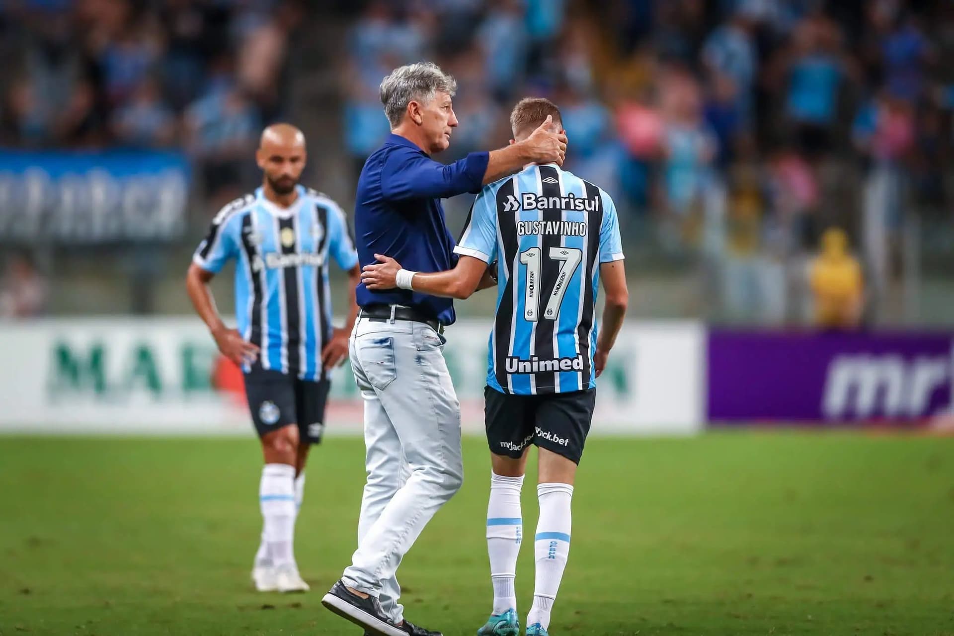 Meio-campista de 20 anos é uma das grandes joias do Imortal Tricolor