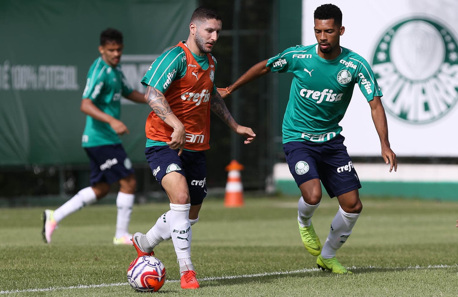 Meio-campista teve atuação apagada contra o Al Ahly