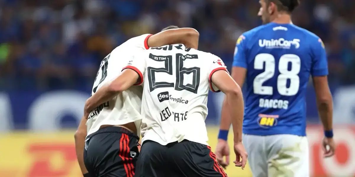 Meio-campista uruguaio Arrascaeta, tem aproveitado a vida de solteiro