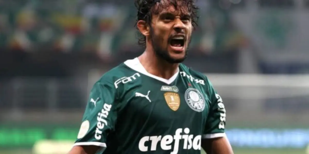 Meio-campo ficou emocionado