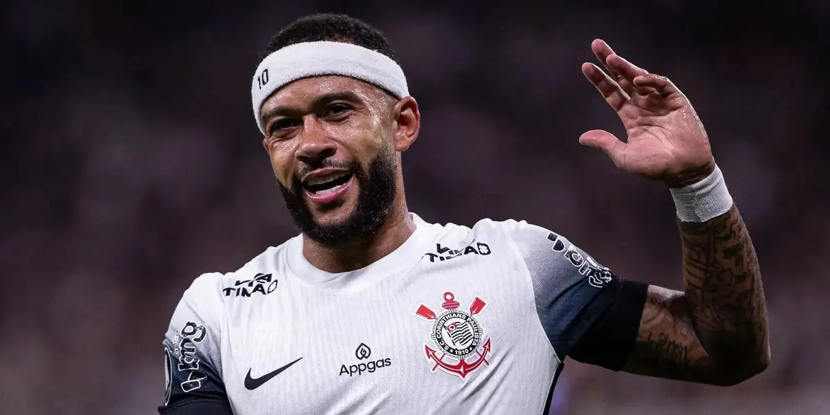 Memphis Depay em partida pelo Corinthians. Foto: Victor Froes/Agência F8/Estadão Conteúdo