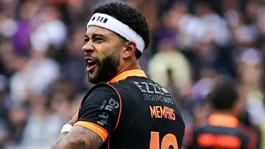 Memphis Depay em partida pelo Timão. Foto: Fabio Giannelli/AGIF