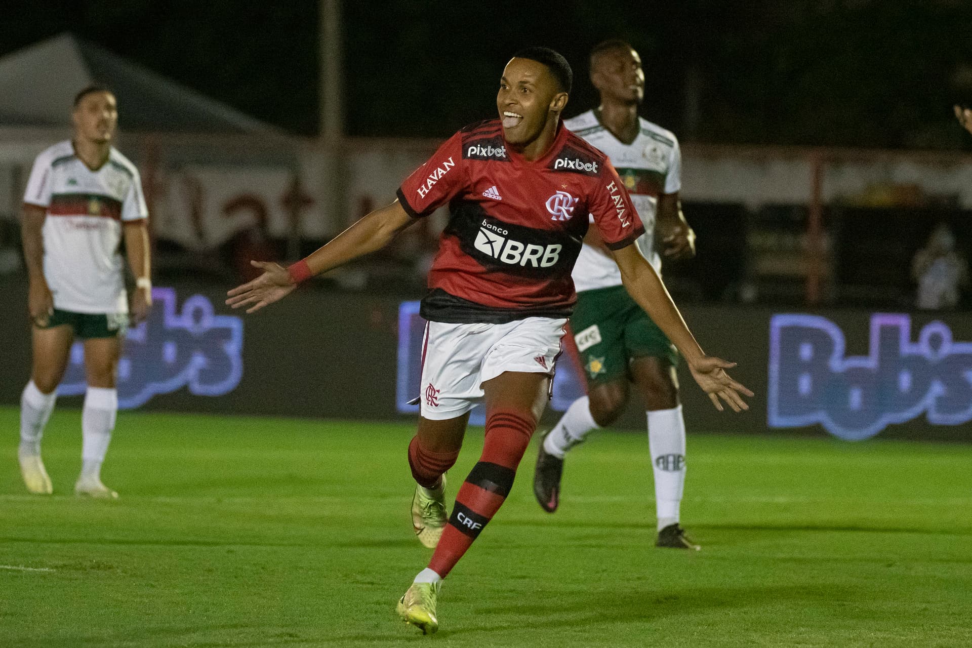 Mengão tenta segunda vitória no campeonato enquanto Voltaço quer se recuperar da derrota para o Vasco