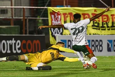 Mesmo com algumas críticas, goleiro do Flamengo recebe elogios do treinador da seleção olimpica