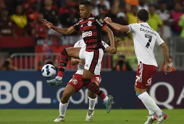 Mesmo vencendo, nomes importantes do Flamengo lidam com críticas da torcida no Maracanã