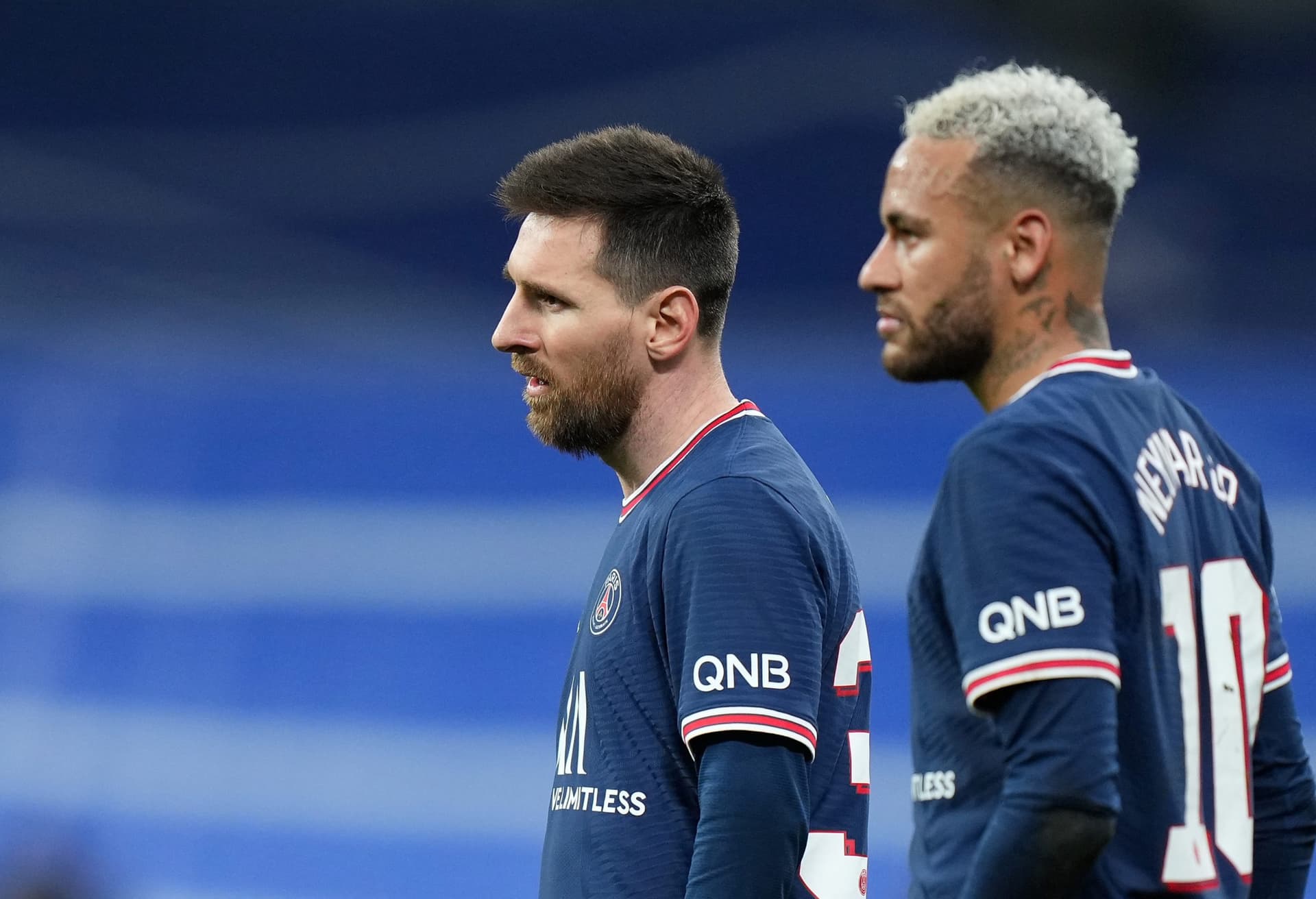 Messi também foi alvo de vaias, já Mbappé foi muito aplaudido
