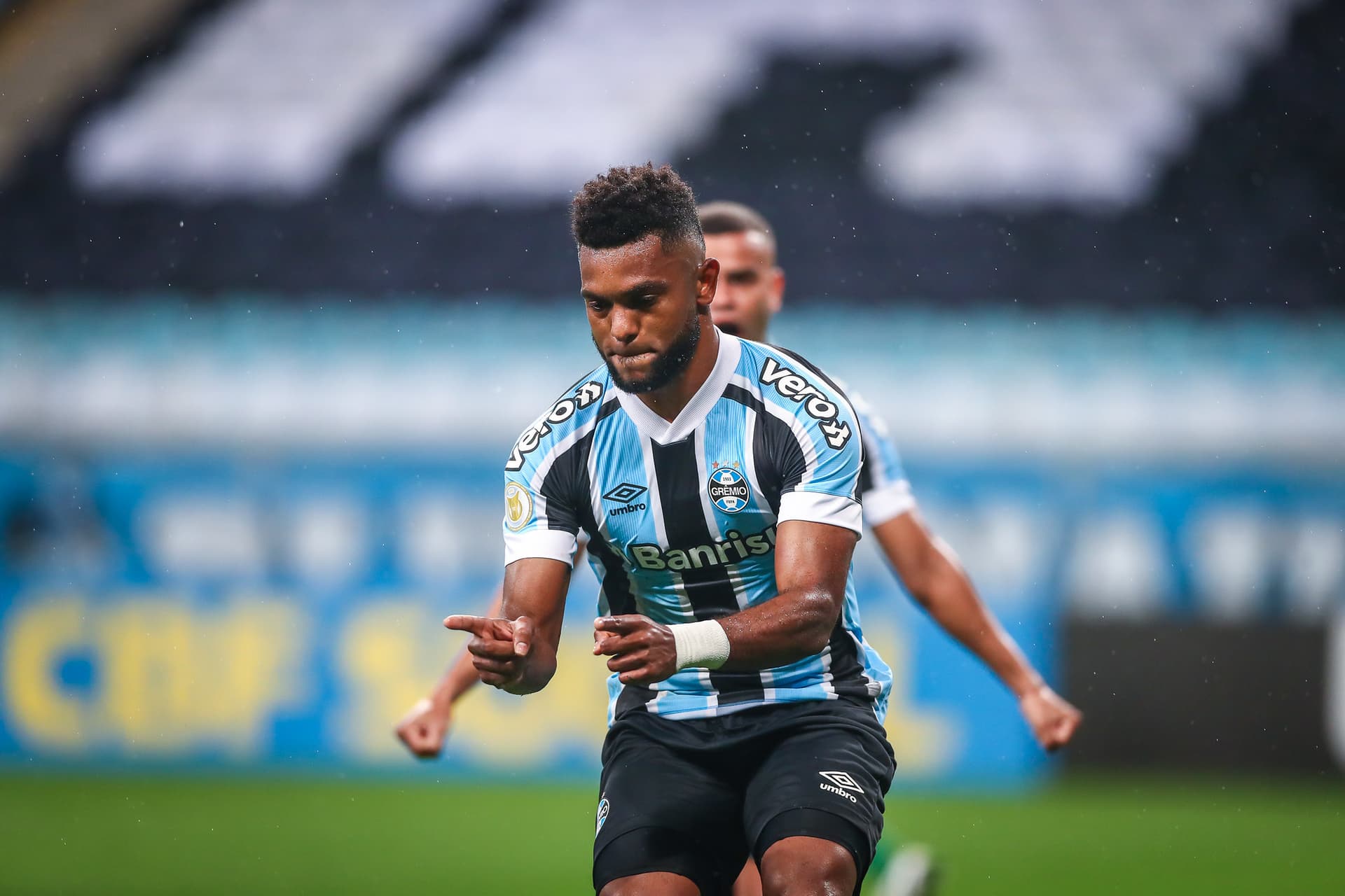 Miguel Borja não deve mais jogar pelo Palmeiras, que receberá menos do que o valor investido em 2017