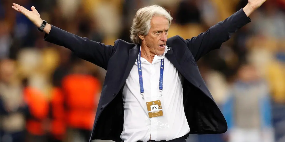 "Mister" está com o cargo ameaçado no Benfica