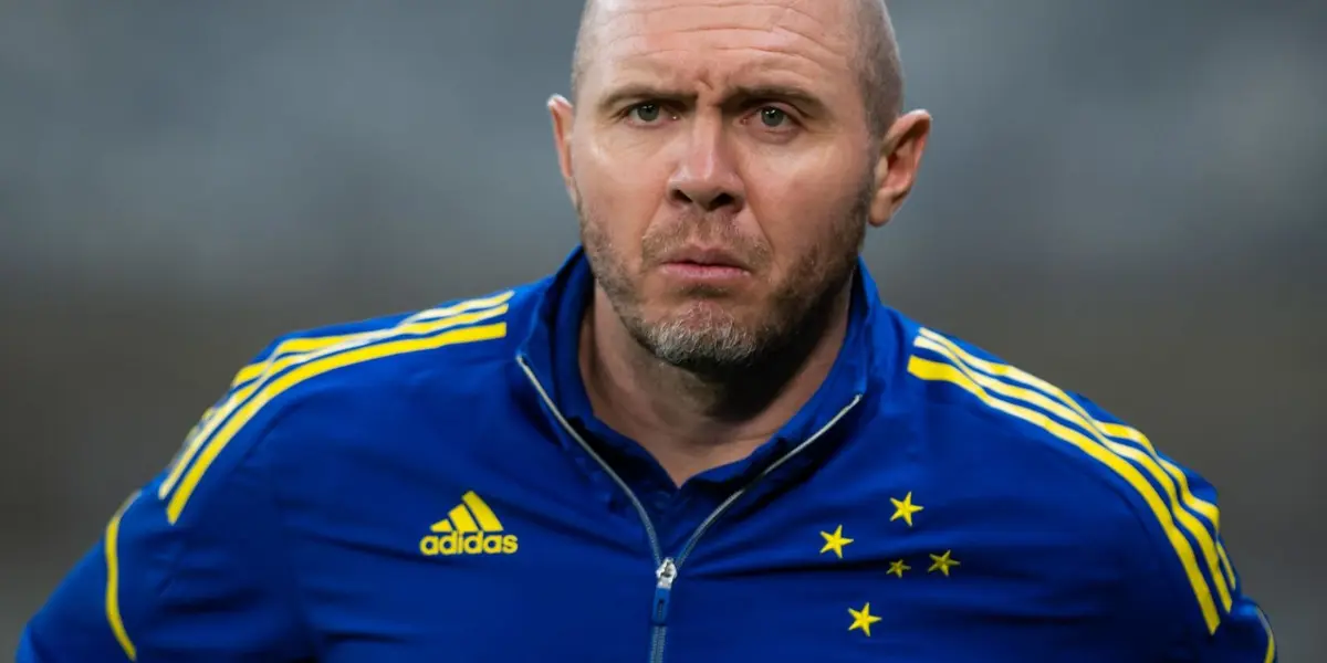 Mozart pediu demissão do Cruzeiro após mais uma partida sem vitória na Série B do Campeonato Brasileiro e Raposa precisa de um novo comando