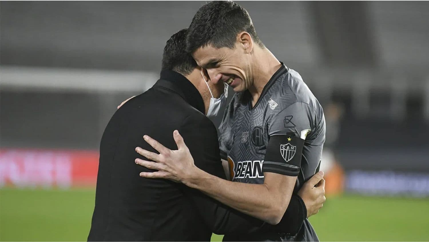Nacho Fernández reencontrou River Plate e foi responsável pelos principais acontecimentos do jogo