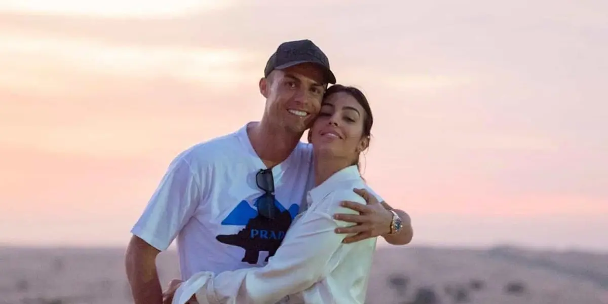 Namorada do jogador fez duras críticas ao treinador do Real Madrid