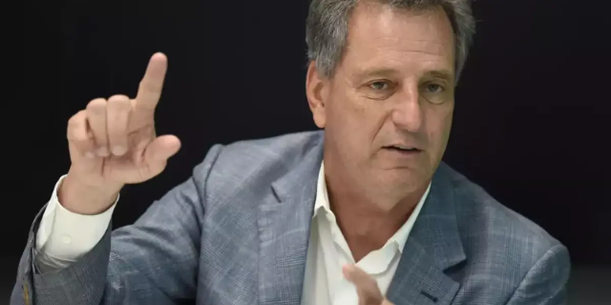 Nas redes sociais, torcedores cobram a diretoria para fechar compra de jogador importante do elenco