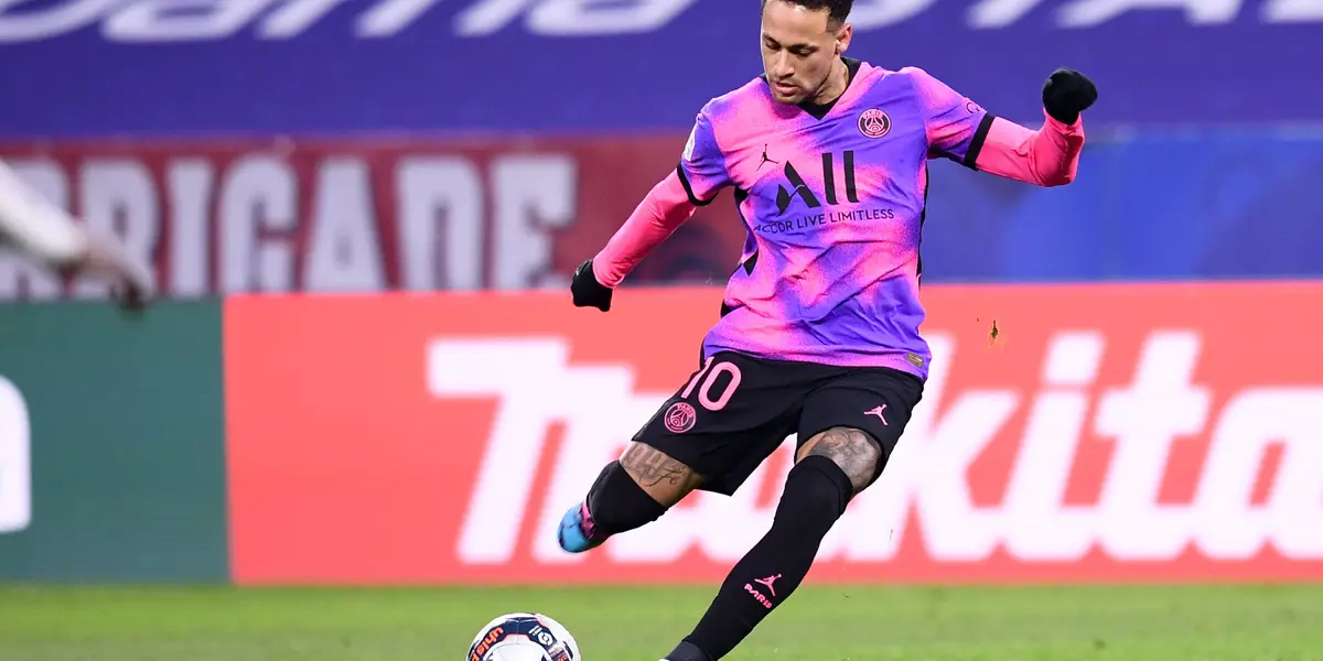 Nas últimas temporadas, especulou-se que o brasileiro voltaria ao Barcelona