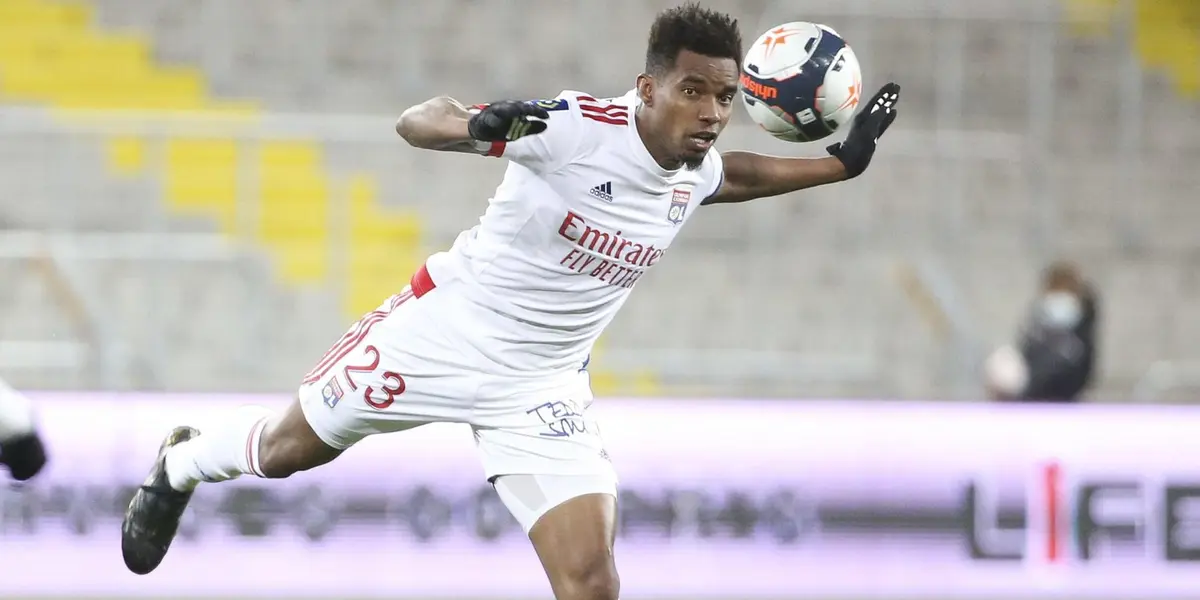 Negociação com meia brasileiro se arrasta a quase um mês e um detalhe impede que Thiago Mendes seja do Flamengo