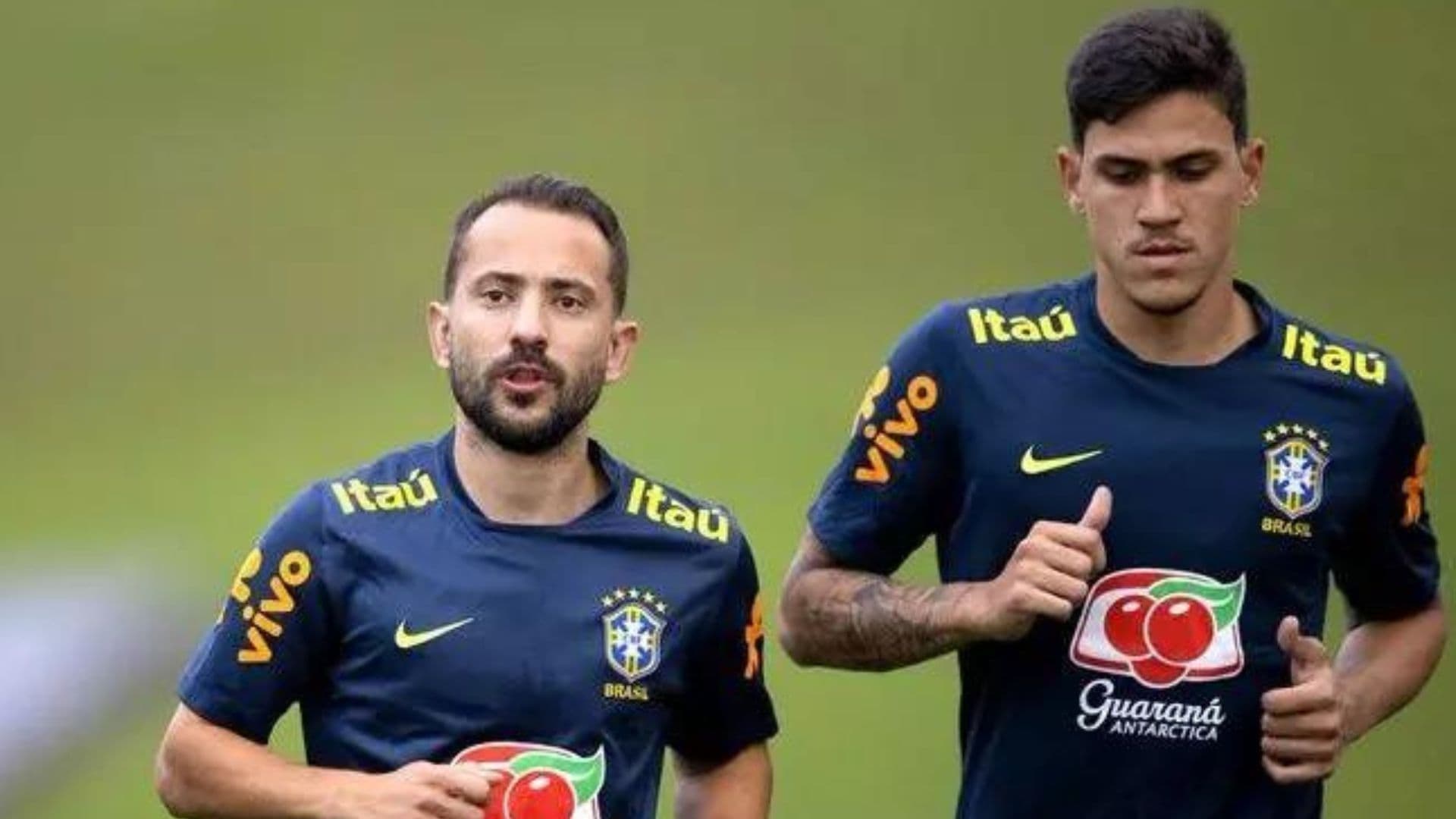 Nem todos os jogadores da Seleção Brasileira tem os salários astronômicos que os atuais ídolos possuem