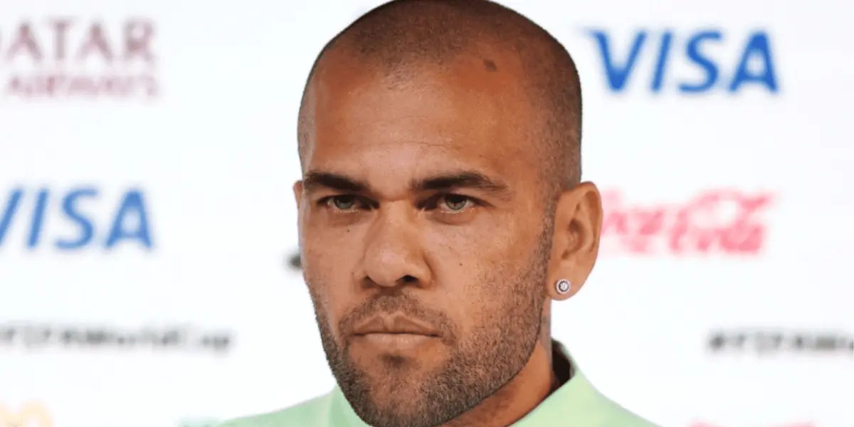 Nesta segunda-feira, Daniel Alves deu novo depoimento a Justiça