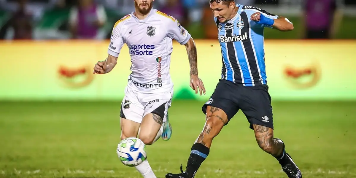 Foi revelado no São Paulo e foi à Europa, mas hoje ajudou o Grêmio a conquistar 3 pontos