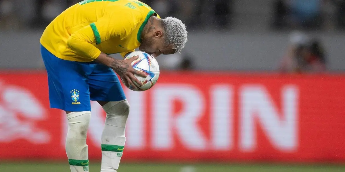 Neymar alcançou, segundo números da FIFA, o seu 76º gol com a camisa da seleção brasileira