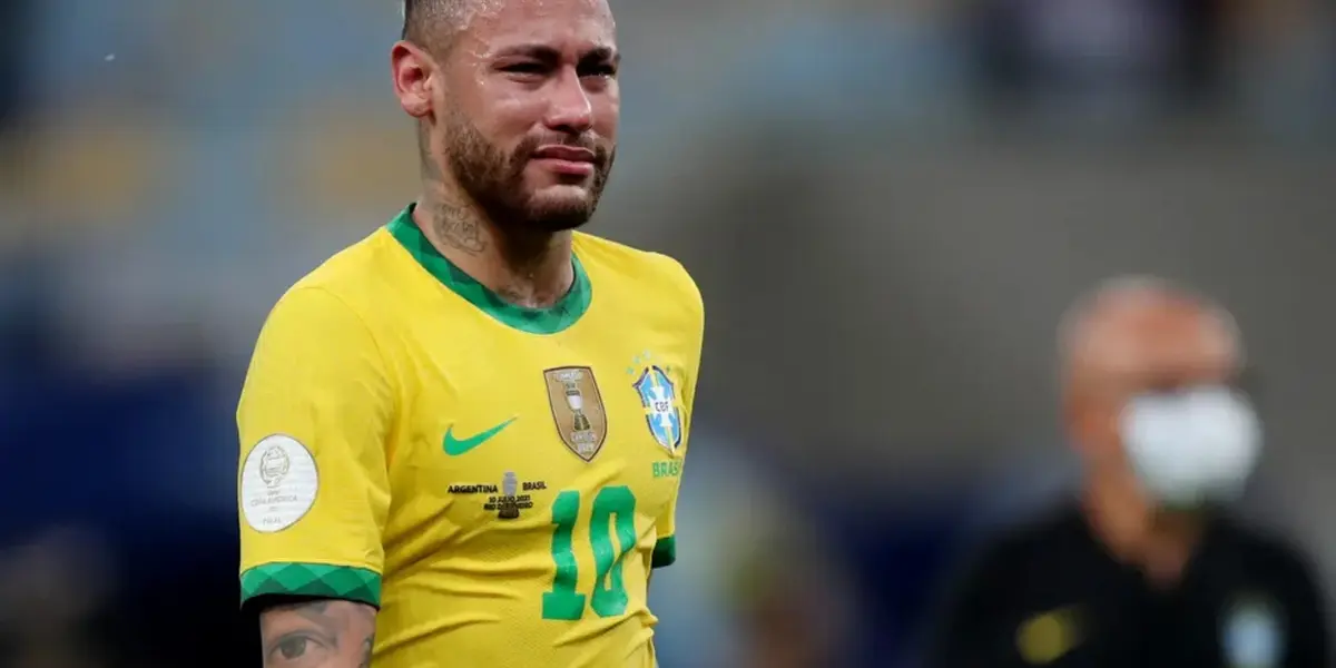 Neymar chora após derrota do Brasil para Argentina — Foto: Ricardo Moraes/Reuters