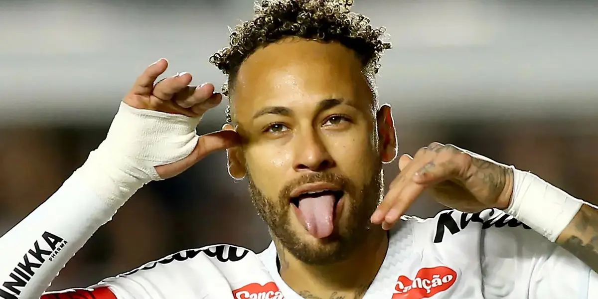 Neymar em partida pelo Santos. Foto: Mauricio De Souza/AGIF